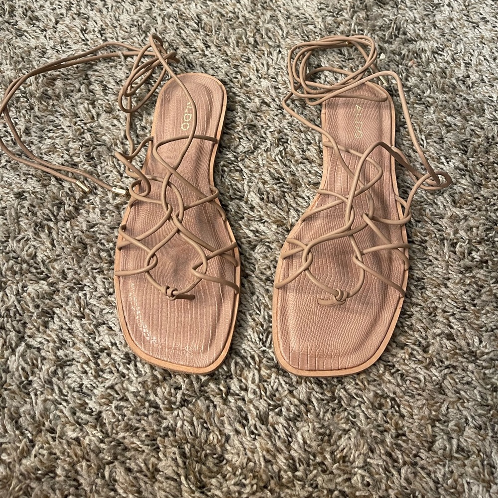Aldo Sandals